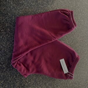 NWT Stevie Fleece-perfectwhitetee Burgundy Sweatpants